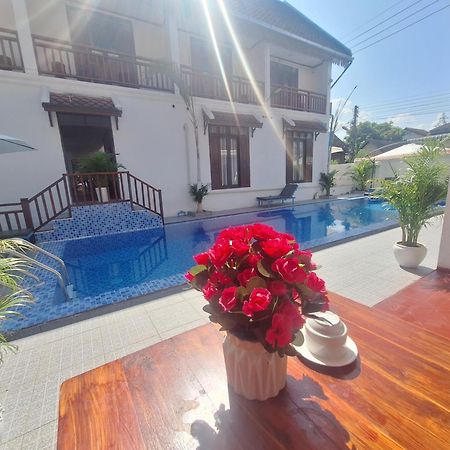 Luang Prabang Pavilion Hotel & Travel Buitenkant foto