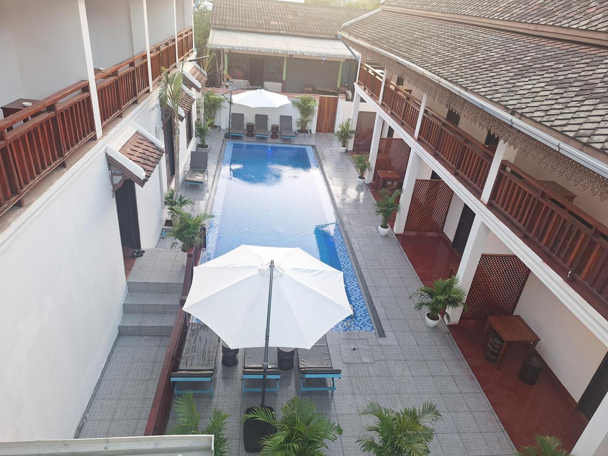 Luang Prabang Pavilion Hotel & Travel Buitenkant foto