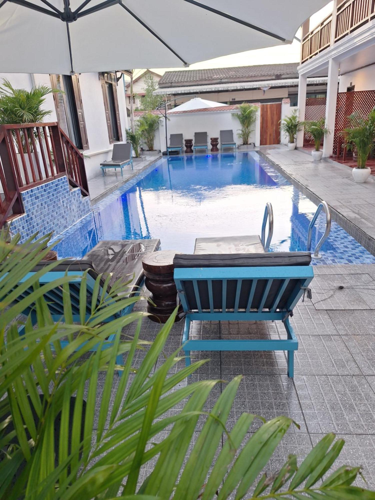 Luang Prabang Pavilion Hotel & Travel Buitenkant foto