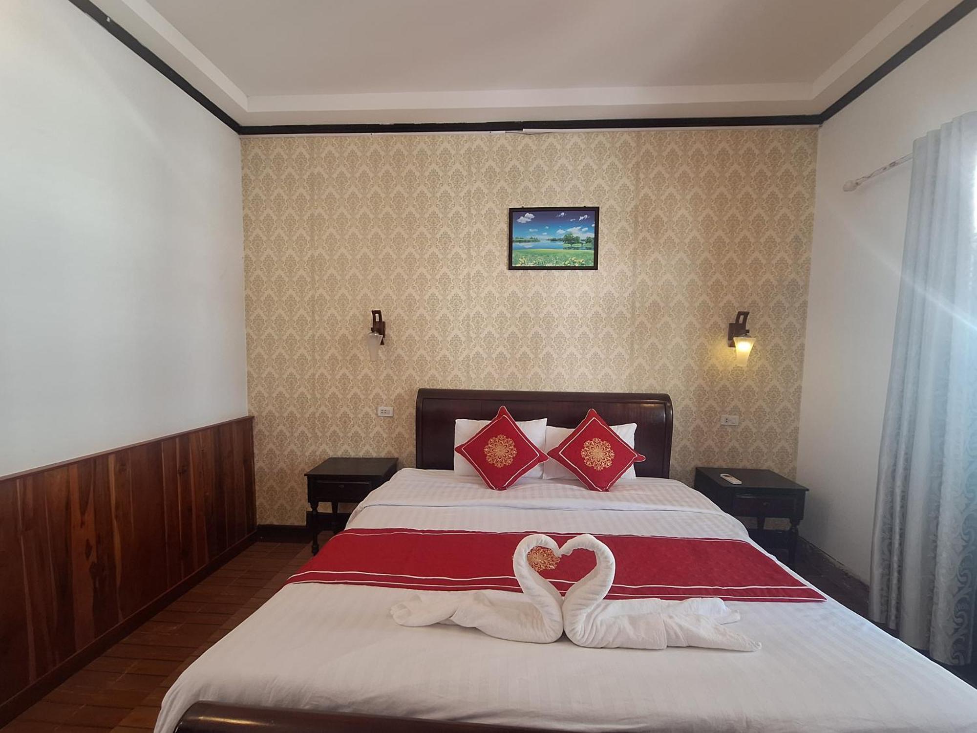 Luang Prabang Pavilion Hotel & Travel Buitenkant foto