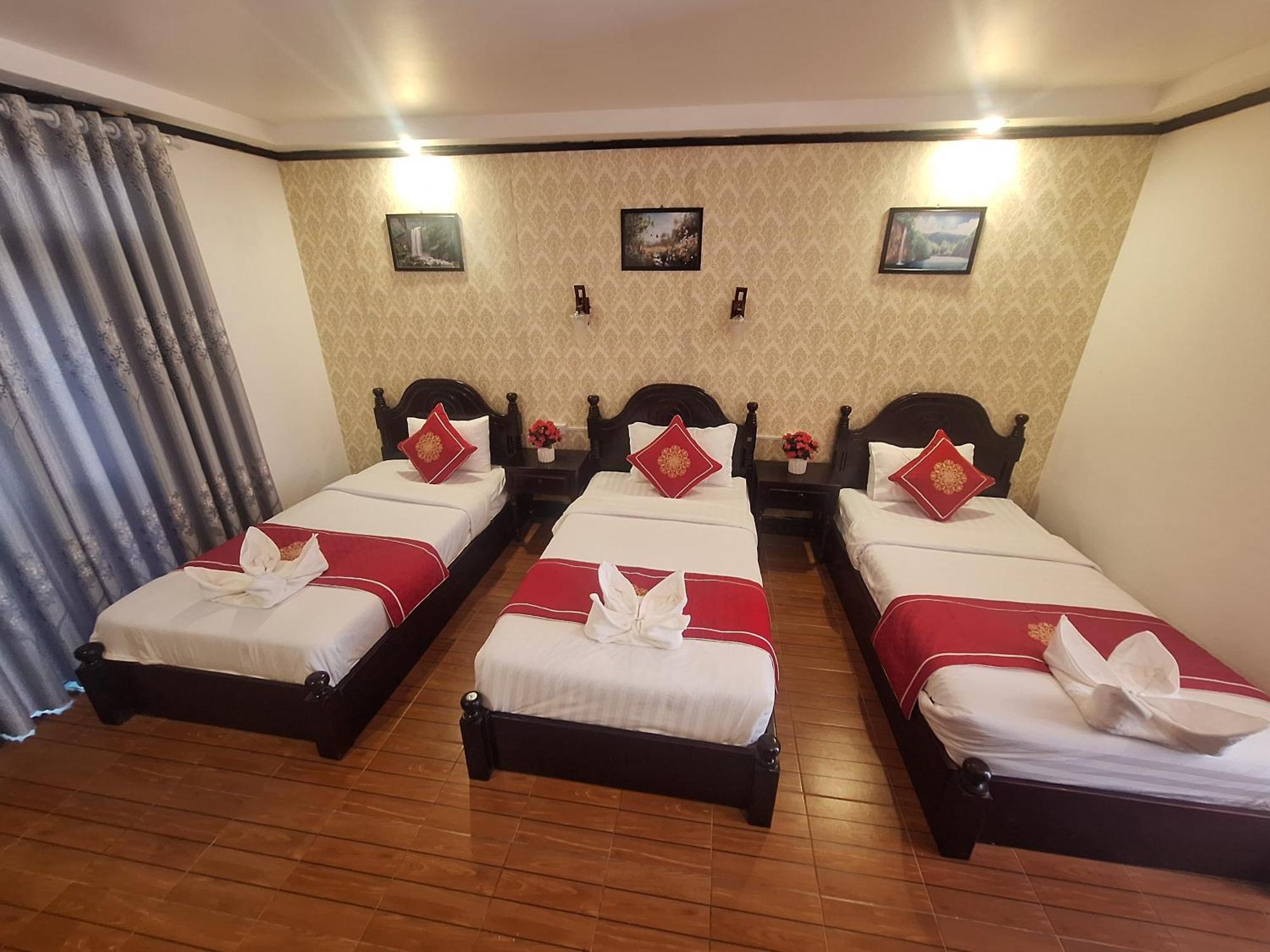 Luang Prabang Pavilion Hotel & Travel Buitenkant foto
