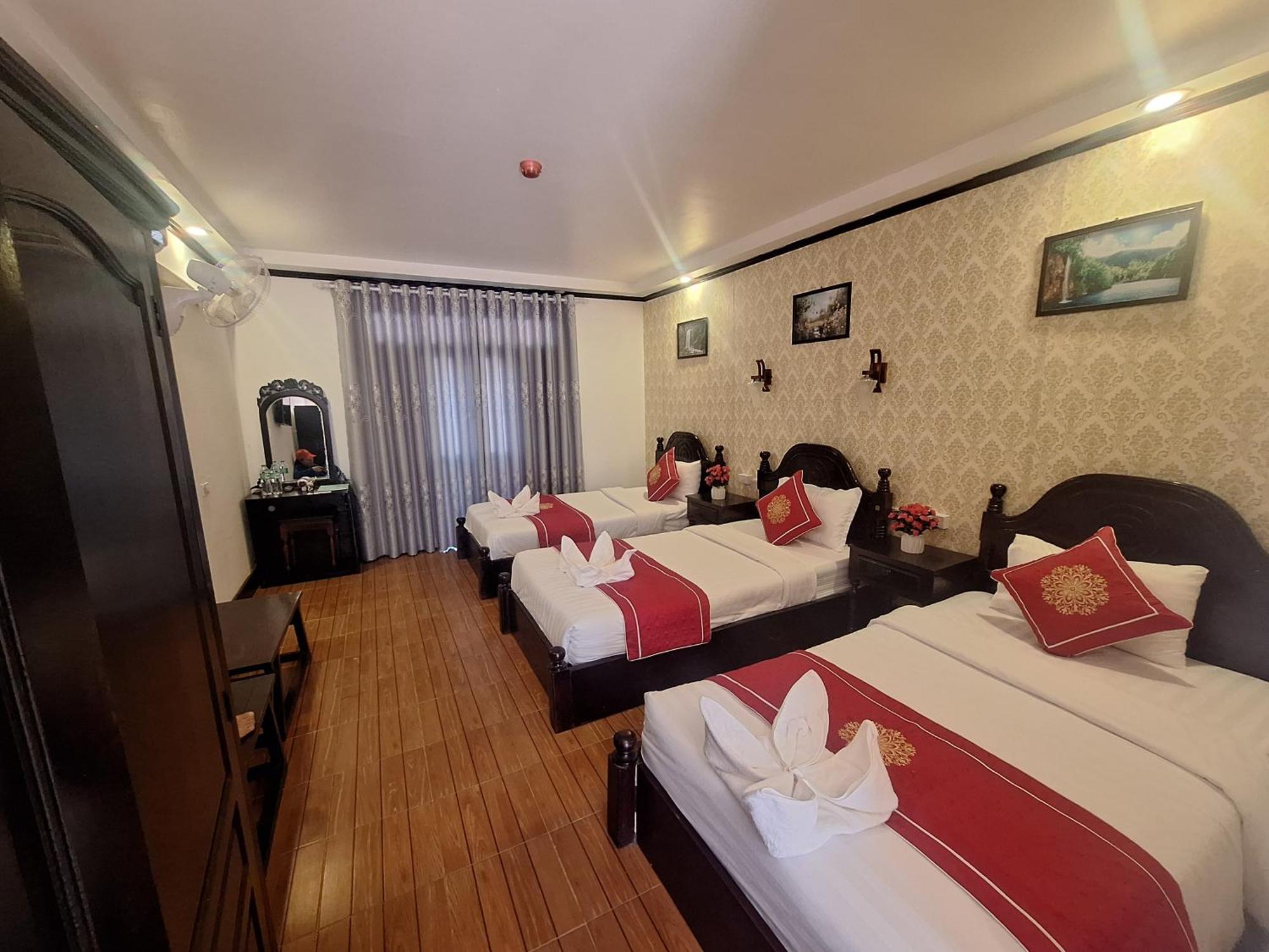 Luang Prabang Pavilion Hotel & Travel Buitenkant foto
