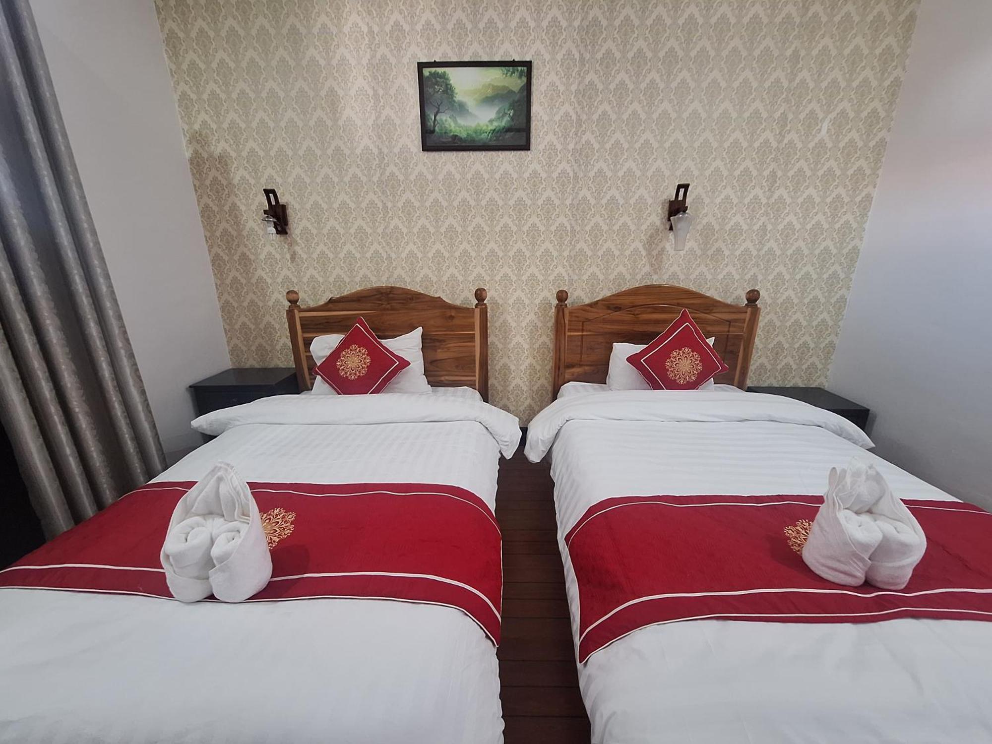 Luang Prabang Pavilion Hotel & Travel Buitenkant foto