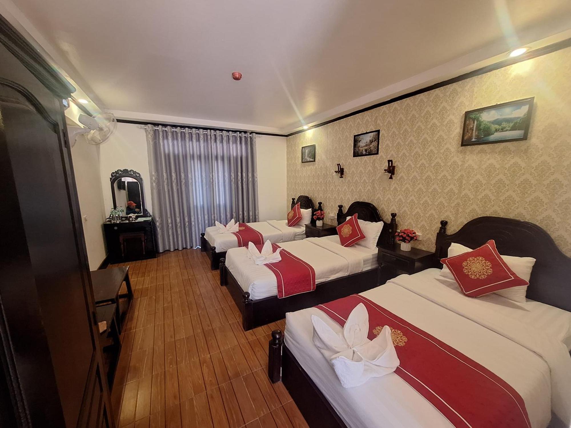 Luang Prabang Pavilion Hotel & Travel Buitenkant foto