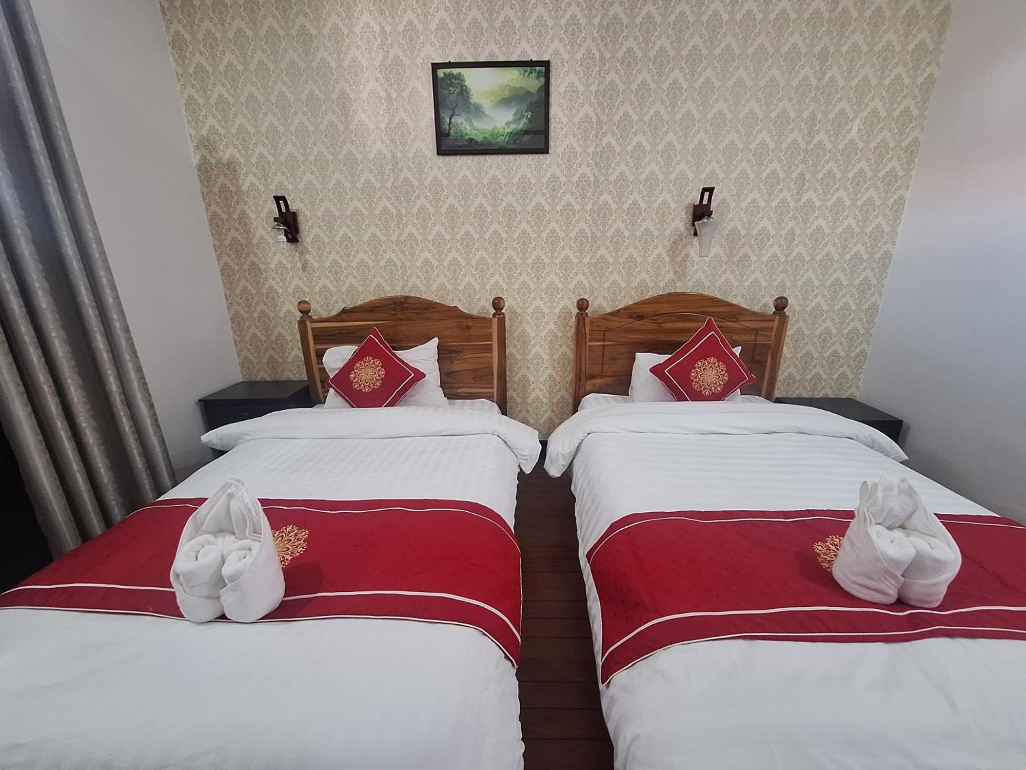 Luang Prabang Pavilion Hotel & Travel Buitenkant foto