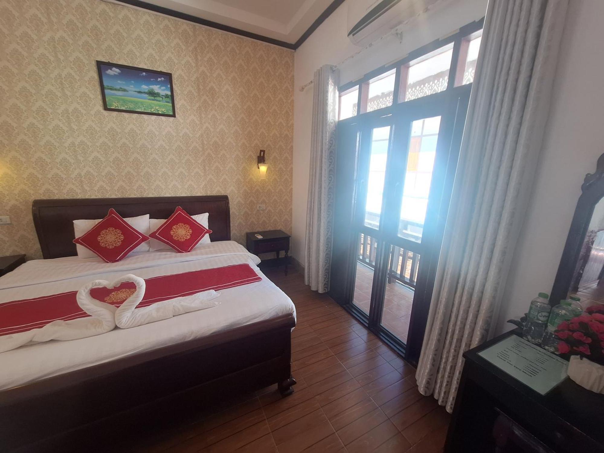 Luang Prabang Pavilion Hotel & Travel Buitenkant foto