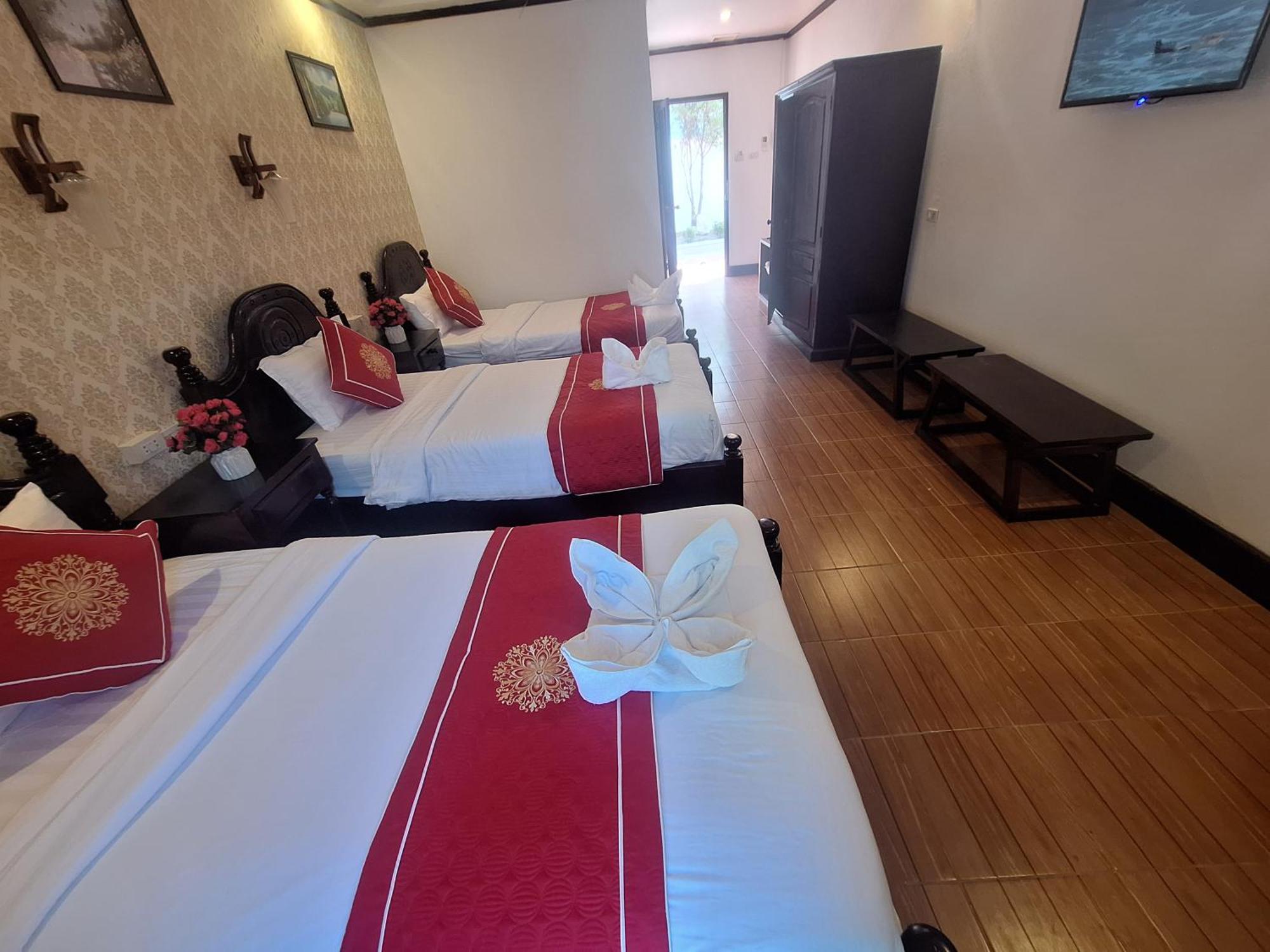 Luang Prabang Pavilion Hotel & Travel Buitenkant foto