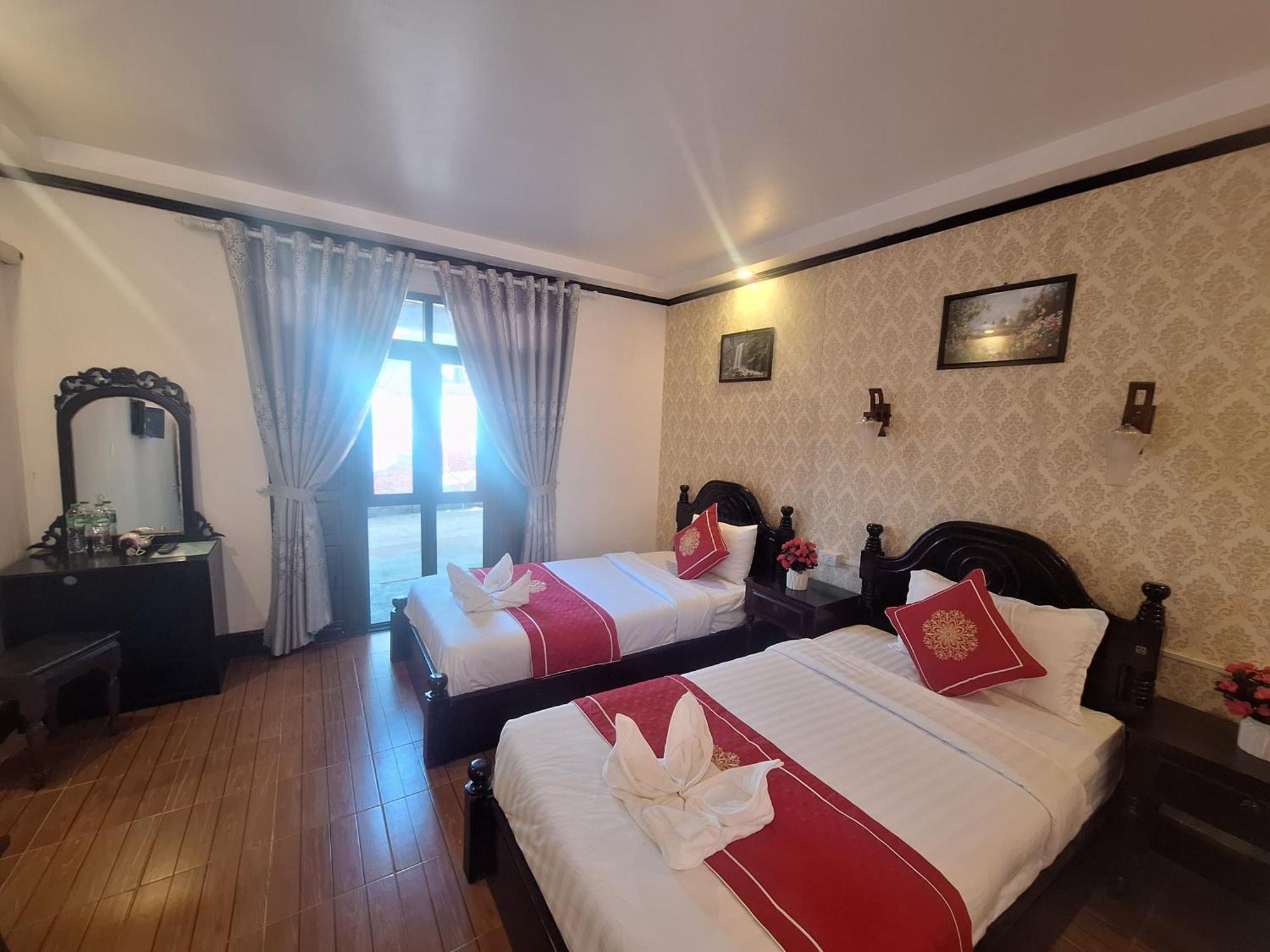 Luang Prabang Pavilion Hotel & Travel Buitenkant foto