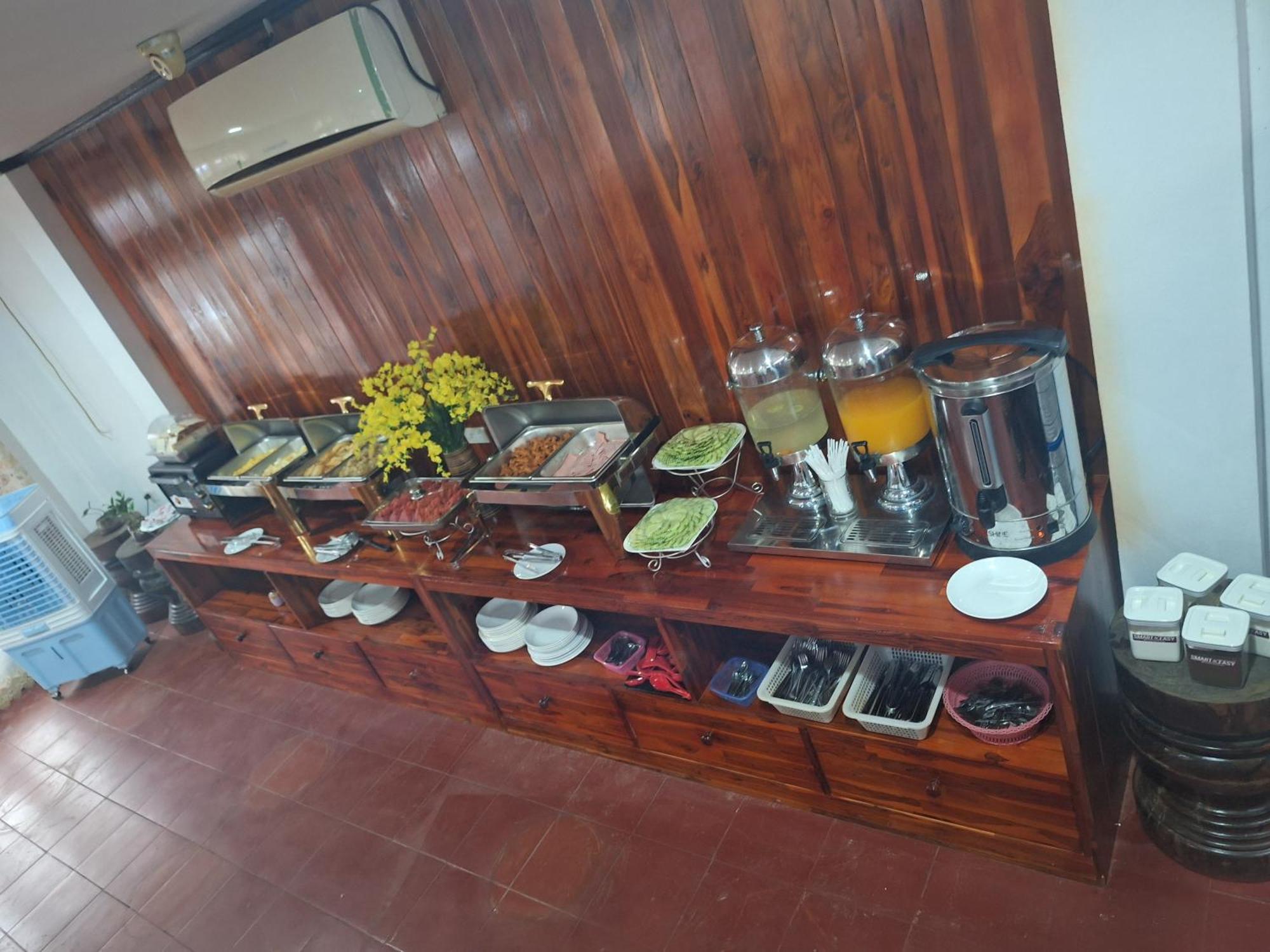 Luang Prabang Pavilion Hotel & Travel Buitenkant foto